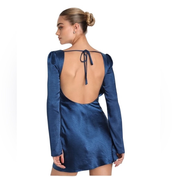 Lulus Adoring Charm Dark Blue Satin Long Sleeve Backless Mini Dress Size S NWT - Picture 3 of 17